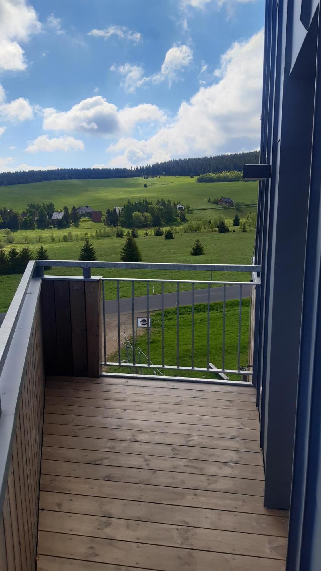 Mezonetovy Apartman Se Dvema Balkony A Vyhledem Loučná pod Klínovcem エクステリア 写真